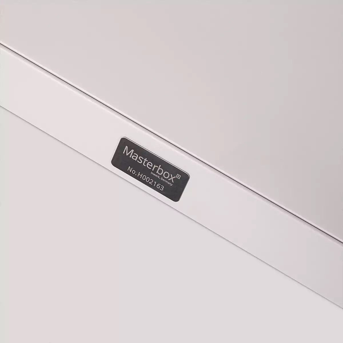 Masterbox® B 40 x H 40 cm offen mit Rückwand, Weiss